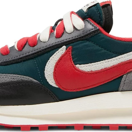 Nike Mens Sacai x Undercover x LDWaffle Sneakers - 'Midnight Spruce University Red'
