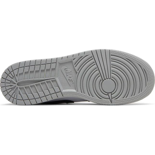 Air Jordan 1 Low GS 'Light Smoke Grey'