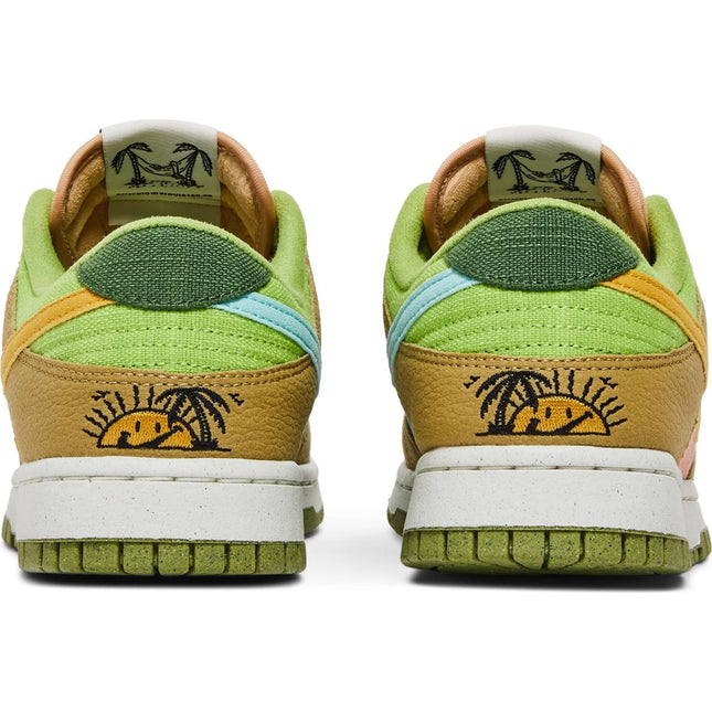 Dunk Low 'Sun Club - Arctic Orange Sanded Gold'