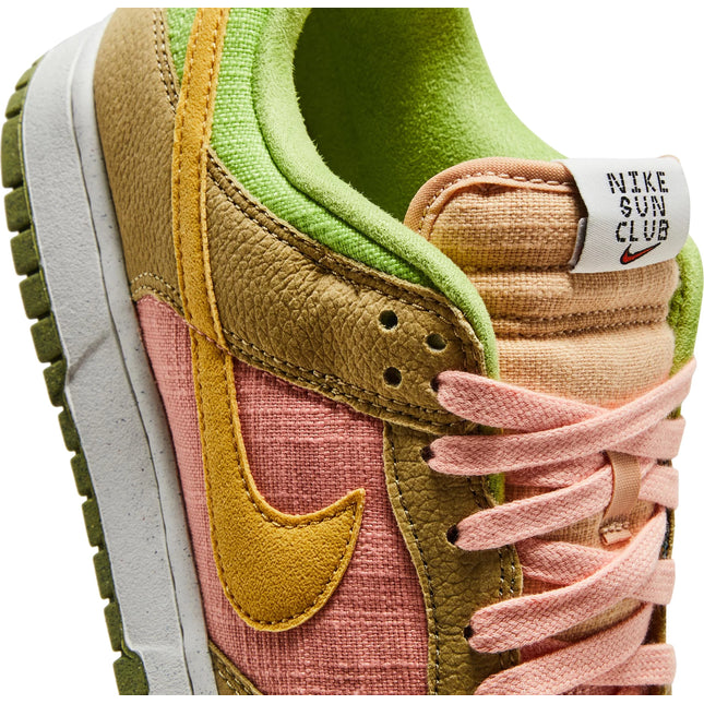 Dunk Low 'Sun Club - Arctic Orange Sanded Gold'
