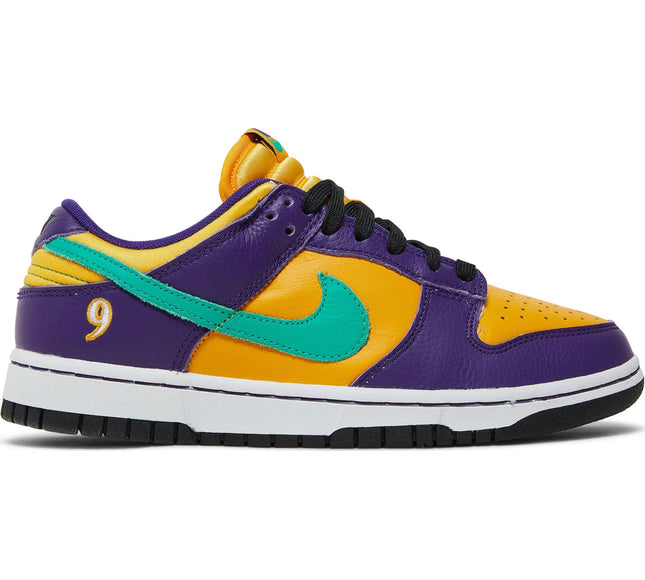 Nike Womens Lisa Leslie x Dunk Low Sneakers - 'Sparks'