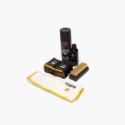 COMPLETE SHOE CARE KIT WITH SPRAY