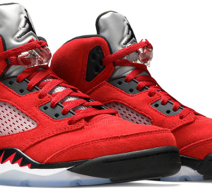 Nike Mens Air Jordan 5 Retro Sneakers - 'Raging Bull' 2021