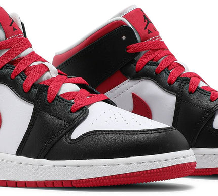 Nike Grade School Womens Air Jordan 1 Mid Sneakers - 'White Very Berry'